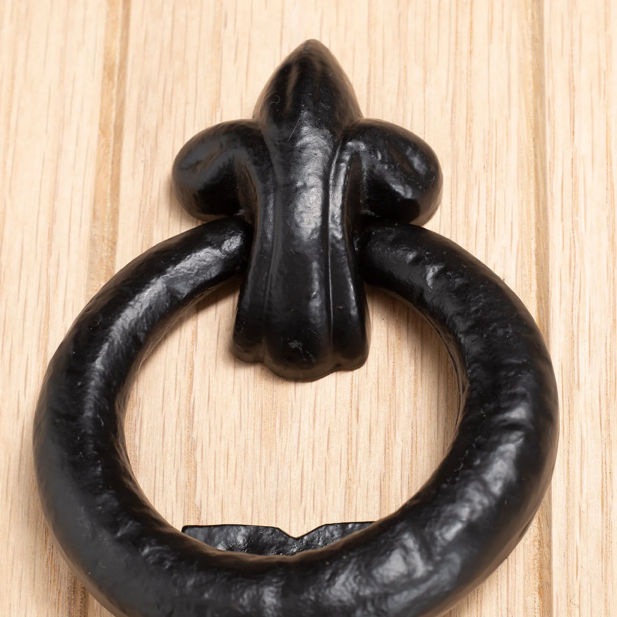 140mm Black Fleur De Lis Door Knocker - By Hammer & Tongs