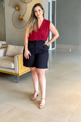 Conjunto: Blusa Regata Decote Transpassado Marcela Marsala   Short Em Linho Antônia Preto