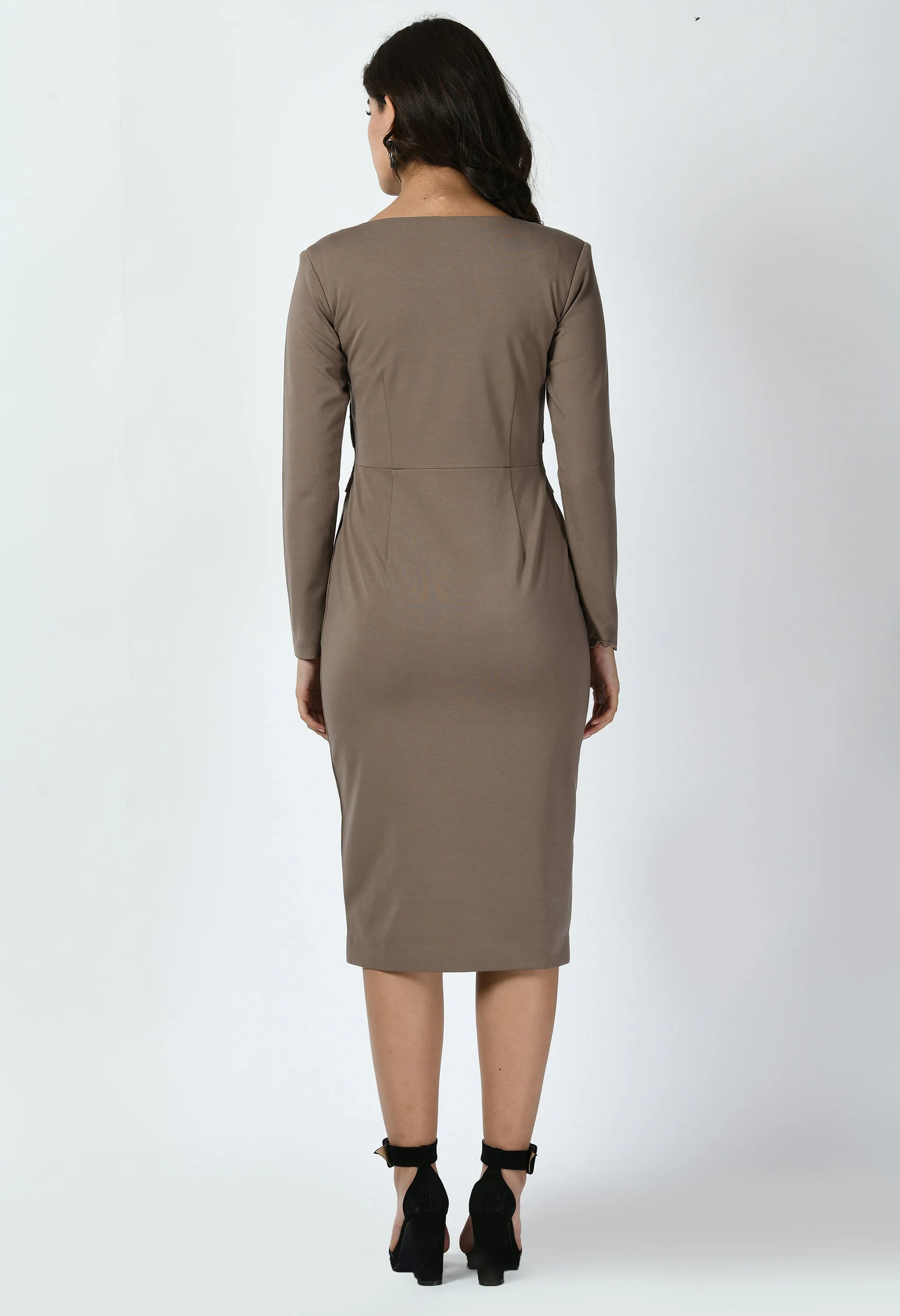 Exude Pinnacle Padded Shoulder Sheath Dress (Camel Beige)