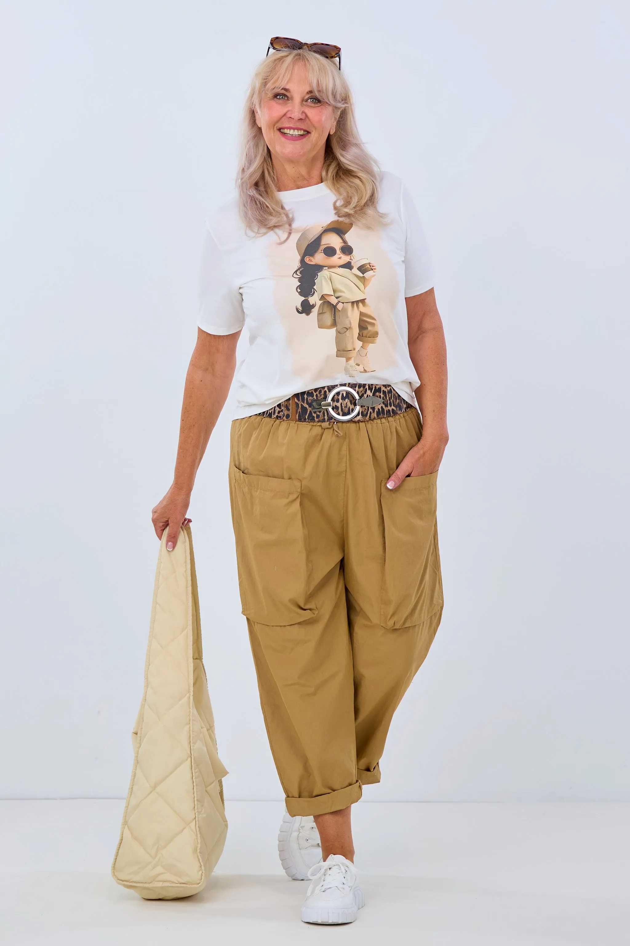 Leichte Baggy Hose mit großen aufgesetzten Taschen, camel