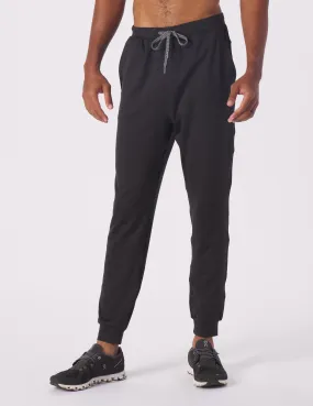 Medalist Jogger: Black