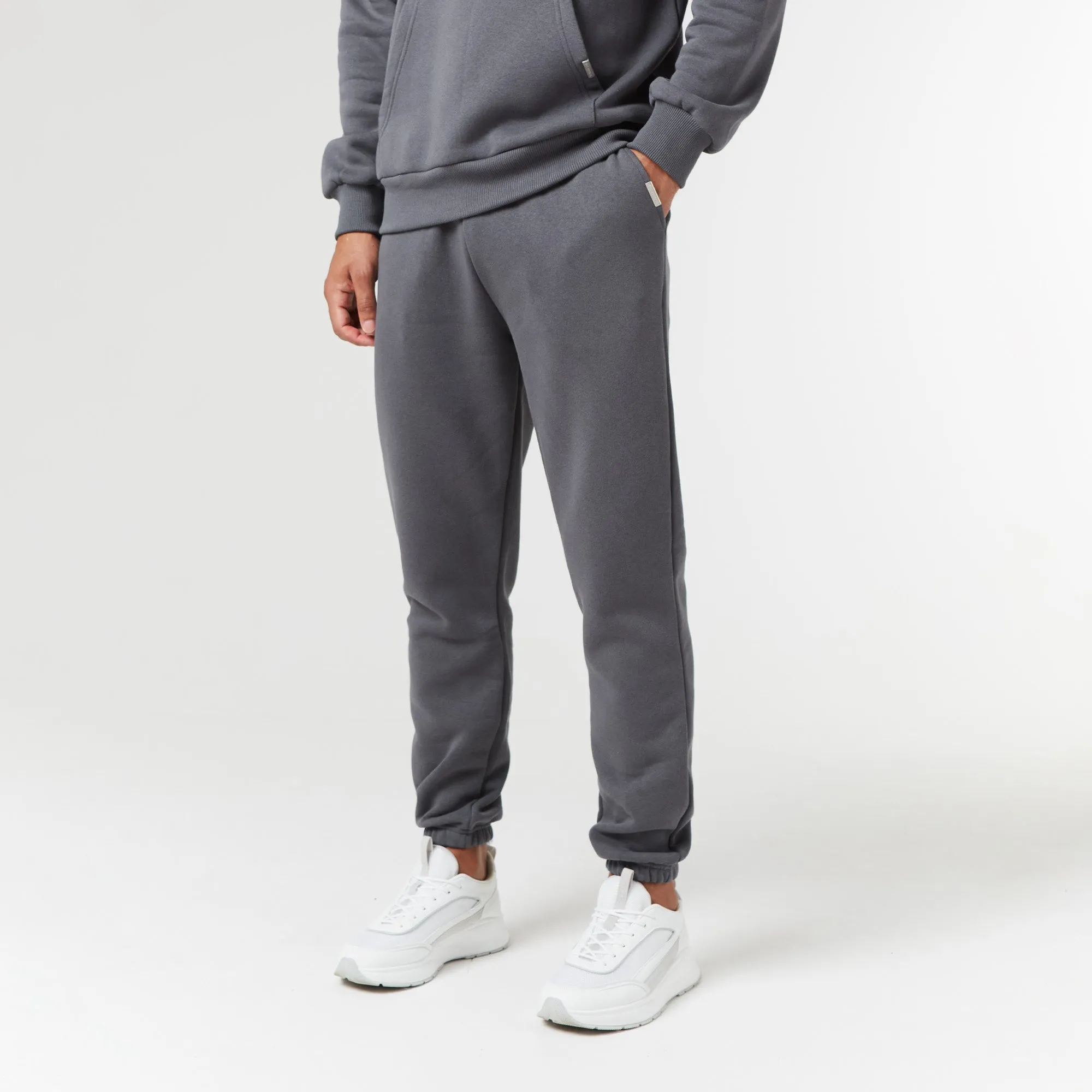 Relaxed Fit Cuffed Jogger | Graphite